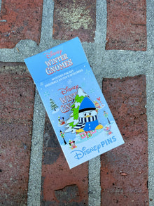  Donald Duck Winter Gnomes Pin *NO BOX*