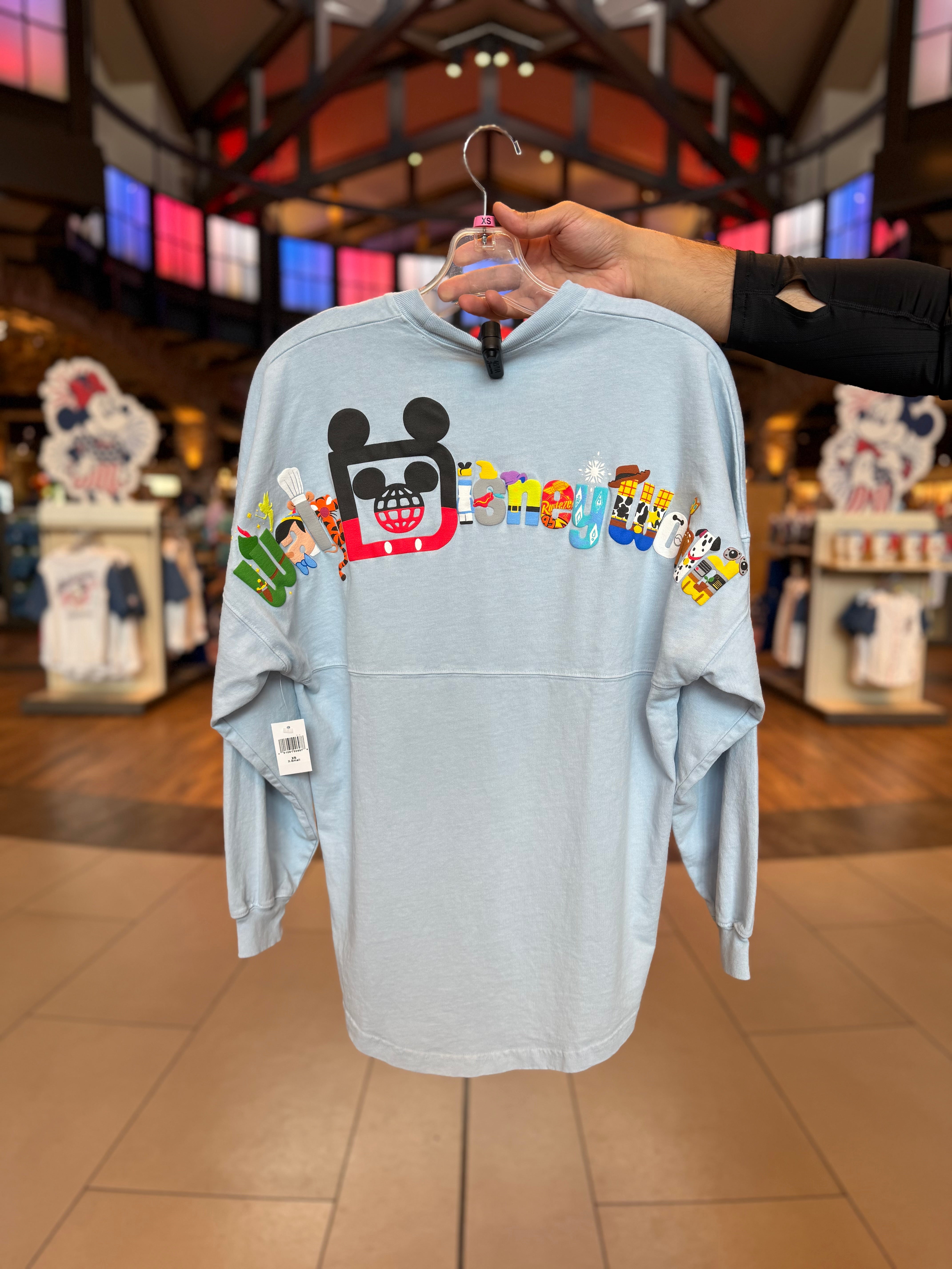 Disney Spirit Jersey XSサイズ Walt Disney World Characters Light Blue Spirit Jersey – Neverland