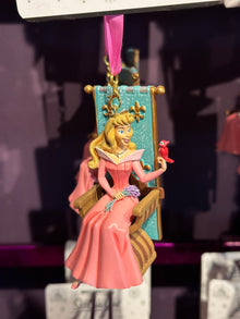  Aurora Ornament