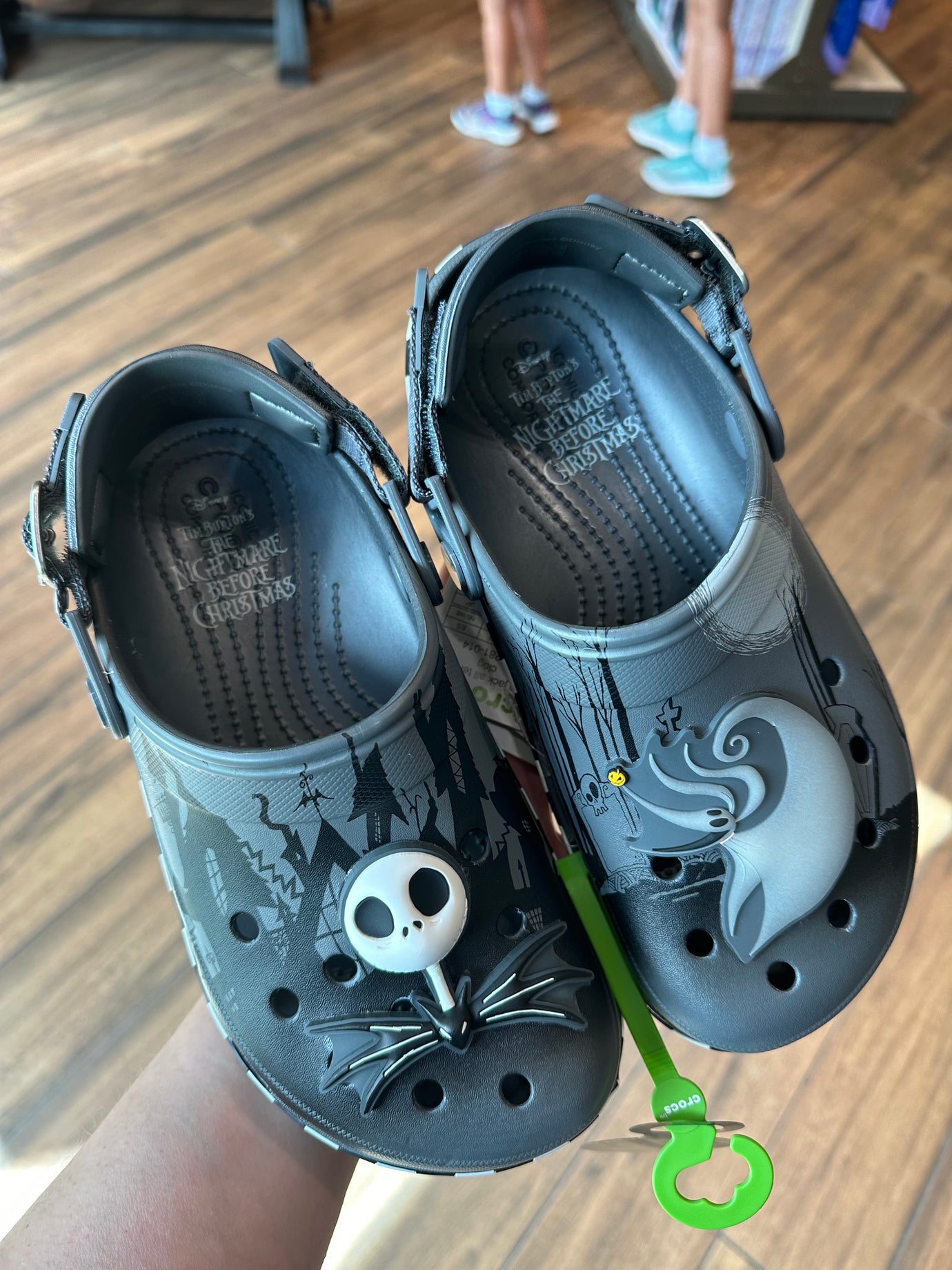 Disney Nightmare before Christmas shops Crocs size m4/w6