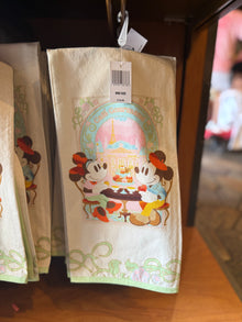  Mickey and Minnie France Pavilion Tea Towel