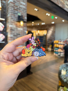  Winnie The Pooh and Friends Magnet