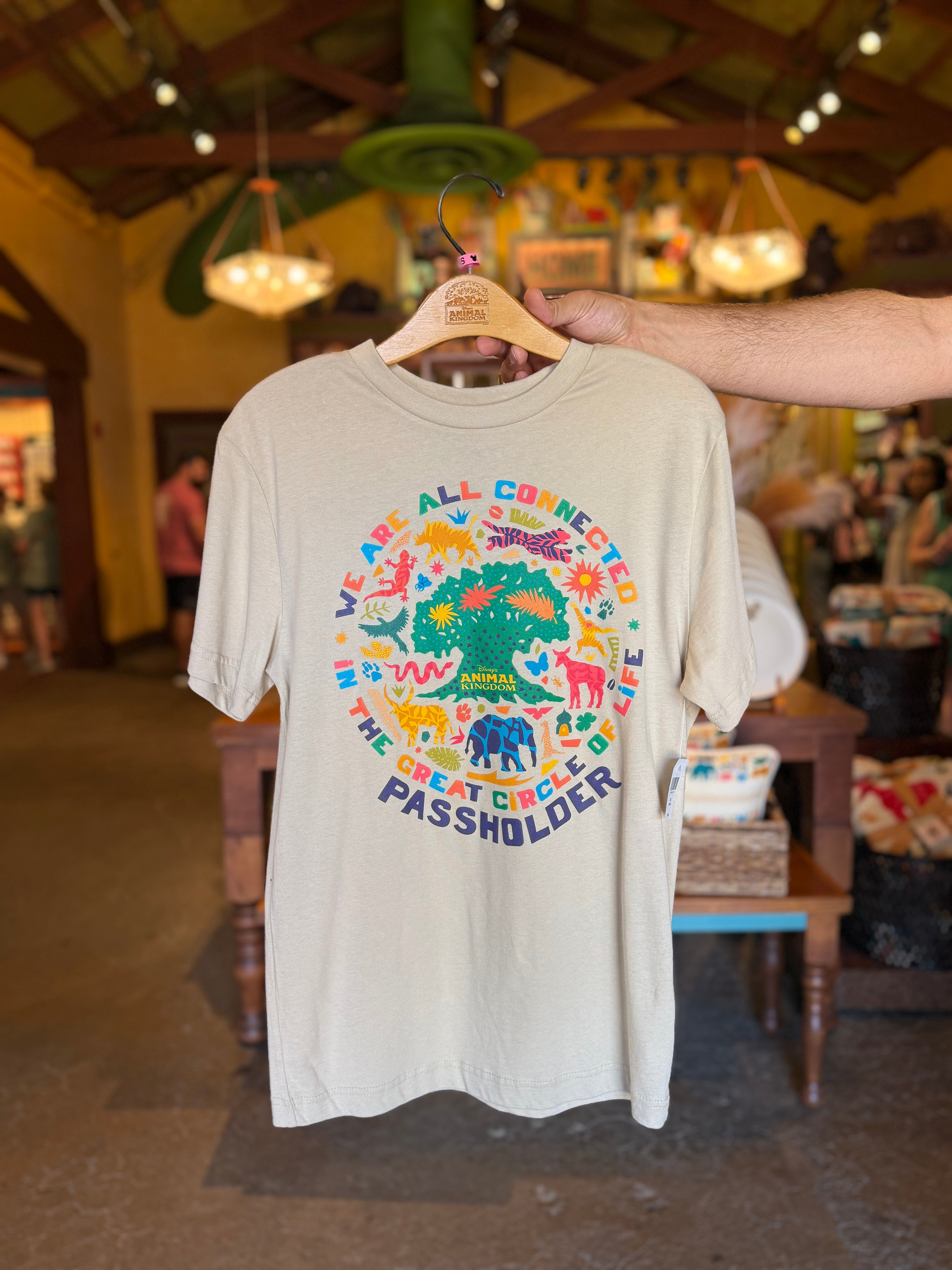 Disney's Animal Kingdom Annual Passholder Tee – Neverland Delivery
