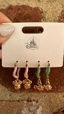  Mickey and Minnie Earrings Set