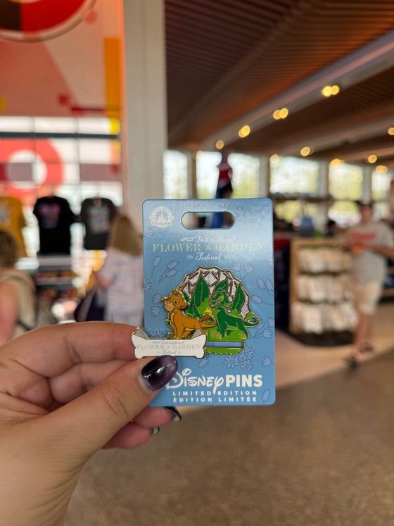 Flower and Garden Festival Simba Topiary Pin