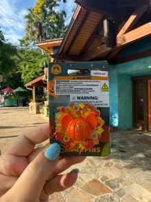  Halloween Pumpkin Mickey Pin