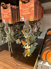  Magician Mickey Keychain