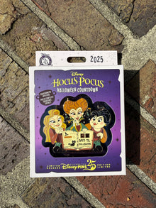  Hocus Pocus Countdown Jumbo Pin