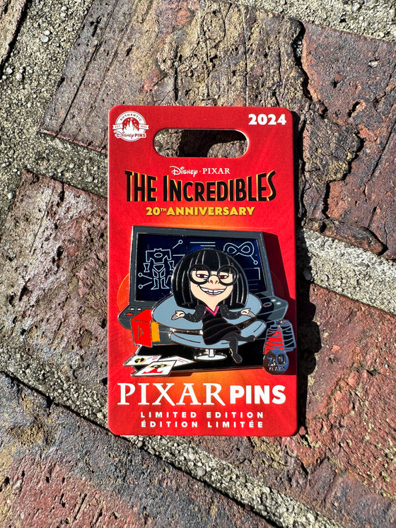 The Incredibles 20th Anniversary Pin - Edna Mode