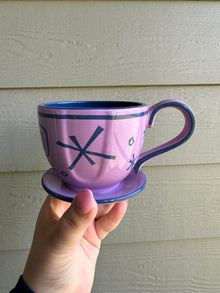  Alice’s Purple Teacup